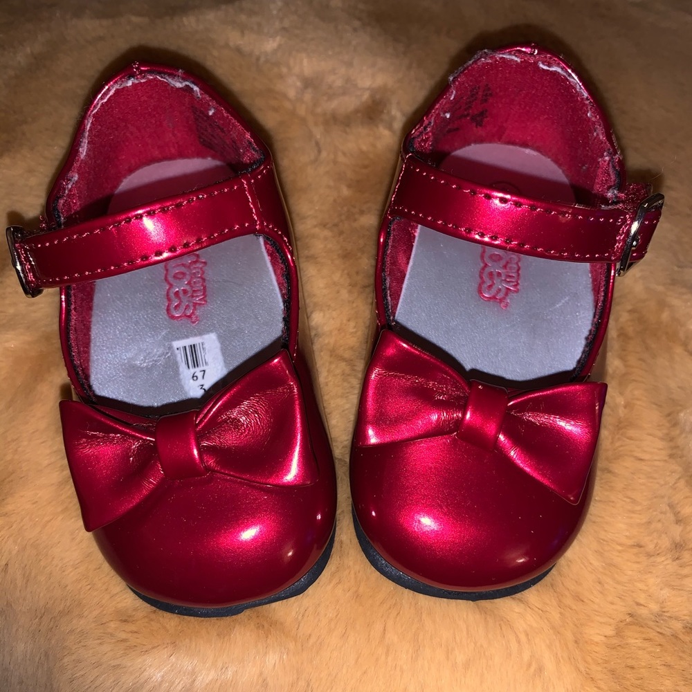 Red Satin Shoes in size 3